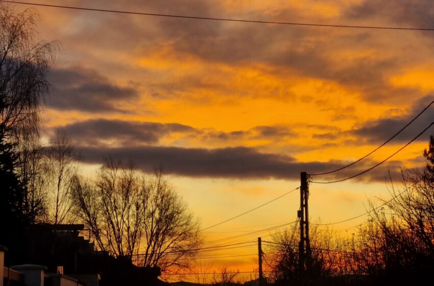  METEO: Cea mai caldă lună ianuarie din istorie, la Bistrița! Cinci zile consecutive cu valori de peste 10°C, până la această dată