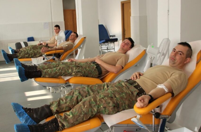  Militarii Brigăzii 81 Mecanizată „General Grigore Bălan” au donat sânge. Fă şi tu pasul!