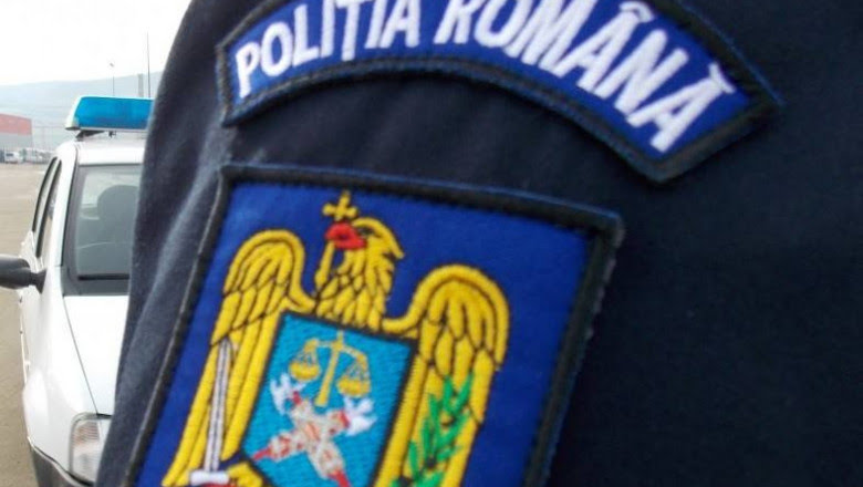  Un bărbat de 75 de ani, fără permis auto, a fost prins în timp ce conducea o mașină prin Domnești
