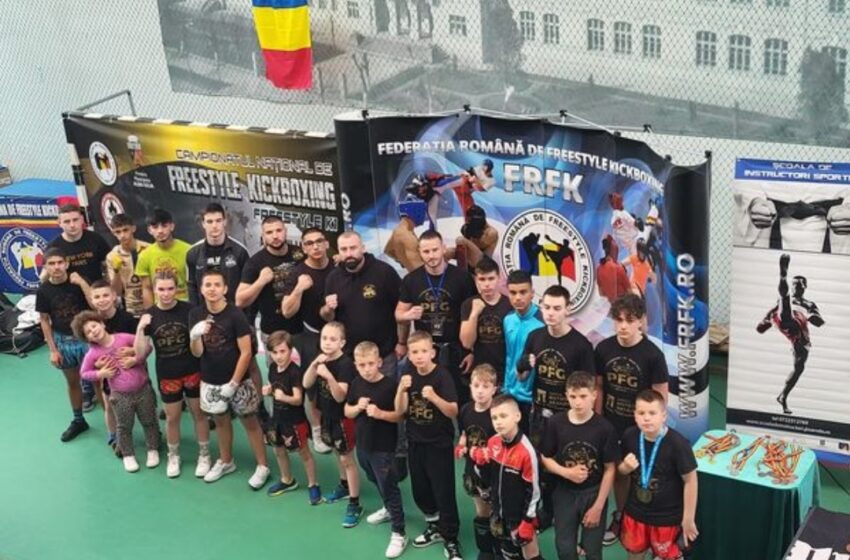  Profesional Fight Gym, locul I la Campionatul Național Freestyle K1! 