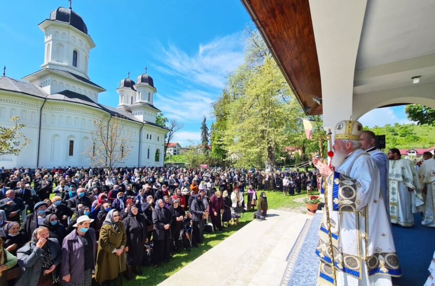  Hram la Mănăstirea Dobric, cu ocazia Adormirii Maicii Domnului