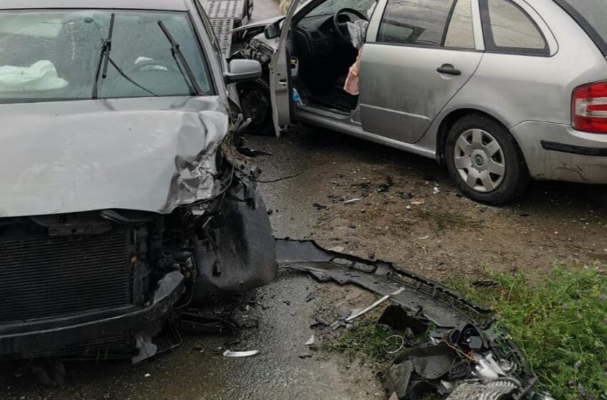  ACCIDENT la Cepari! Două femei au fost transportate la spitalul din Năsăud. FOTO
