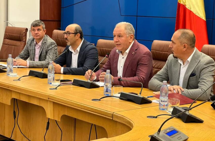  S-a semnat contractul de modernizare pentru DJ 154 Sărata-Mărișelu-Șieu-Șieuț-Monor-limita cu județul Mureș