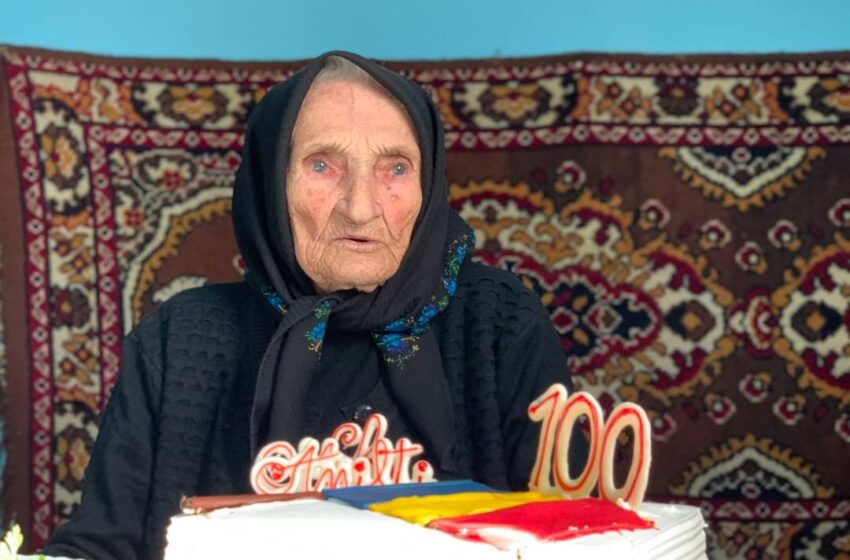  Iosif Ciunterei: Lelea VIORICA CURTUȘAN din comuna Târlișua, a trecut pragul unui secol de viață