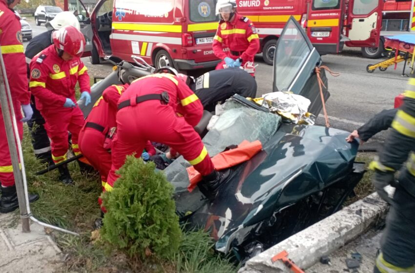  Accident rutier la Dipșa! Două femei au ajuns cu fracturi la spital! FOTO