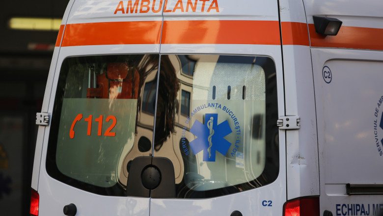  Bistrițean transportat la spital, după ce a fost lovit de o mașină pe strada Alexandru Odobescu