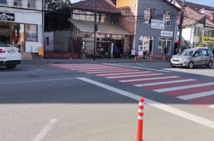  Accident la Năsăud! O femeie de 42 de ani a fost lovită pe trecerea de pietoni!