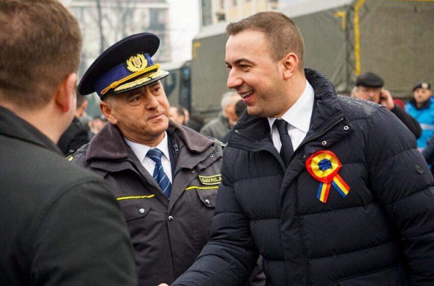  Bogdan Ivan: La mulți ani români! La mulți ani România!