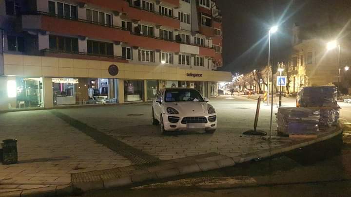  Șoferii amendați de Poliția Locală Bistrița pentru parcarea îm zonele unde se fac lucrări. FOTO
