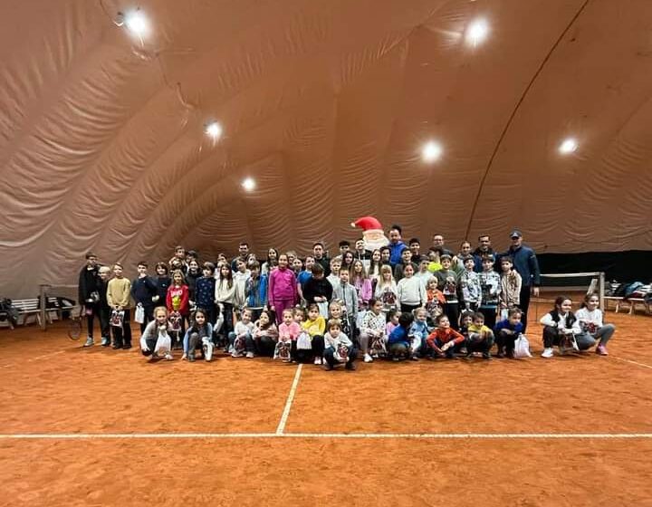  Moș Crăciun a venit la GS TennisClub Bistrița