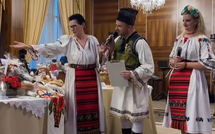  Diana Morar: Misiune îndeplinită! Miracolul Crăciunului s-a produs aseară în sala mare a Hotelului Metropolis! VIDEO