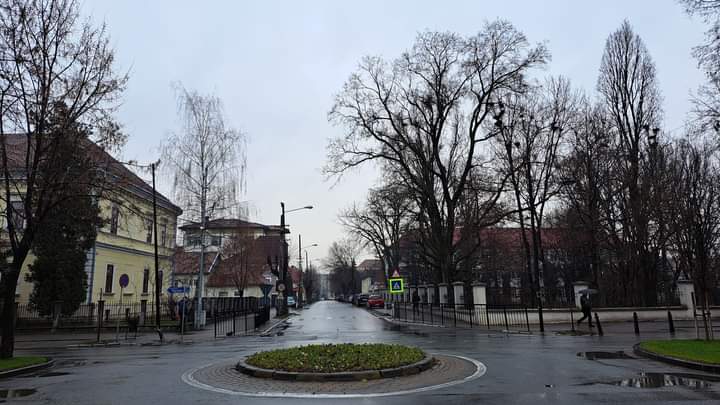  Bistrița: Se reia circulația auto cu sens unic pe strada Zimbrului