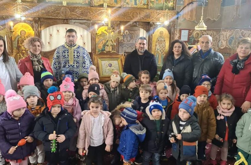  Preșcolarii din comuna Lechința s-au rugat împreună la biserica parohiei din localitate