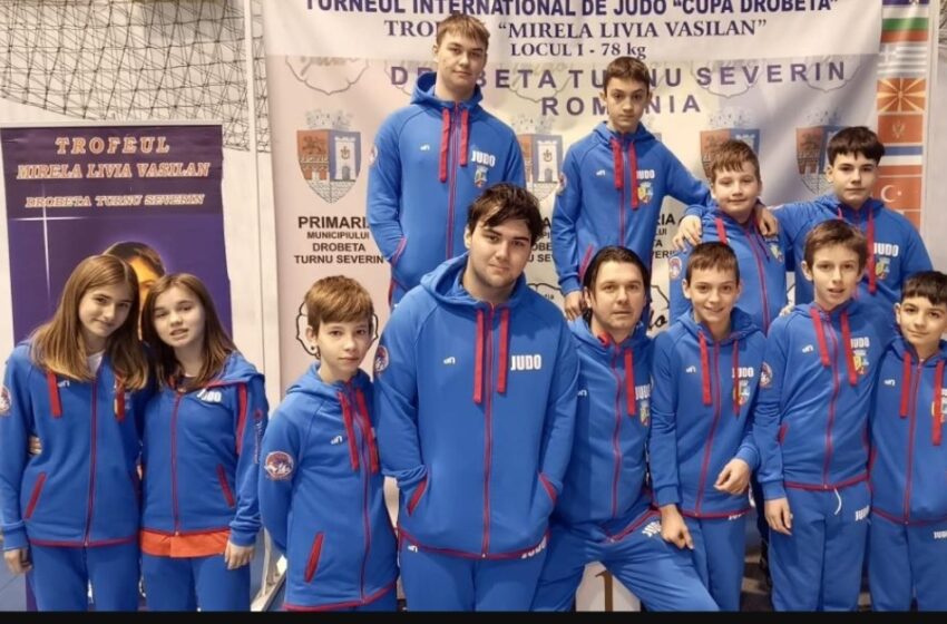  Patru medalii de aur pentru judoka de la Drumarul Bistrița, la Turneul Internațional de Judo “Cupa Drobeta”