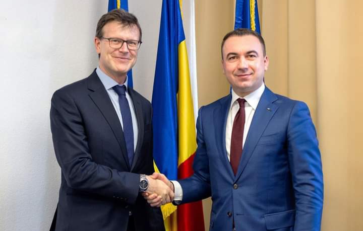  Bogdan Ivan s-a întâlnit cu Ambasadorul Regatului Unit. FOTO