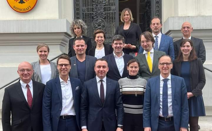  Ministrul Bogdan Ivan, consultări extinse cu reprezentanții companiilor germane din România