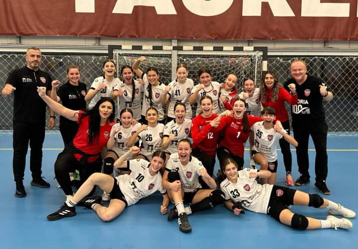  Handbal: Junioarele 3 ale Gloriei 2018, victorie cu 32-26 pe terenul lui HC Arsenal Tăureni