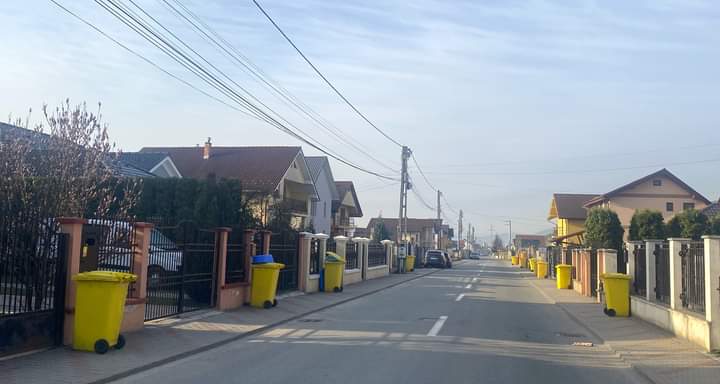  Miercuri se colectează Pubela Galbenă în cartierul Unirea din Bistrița
