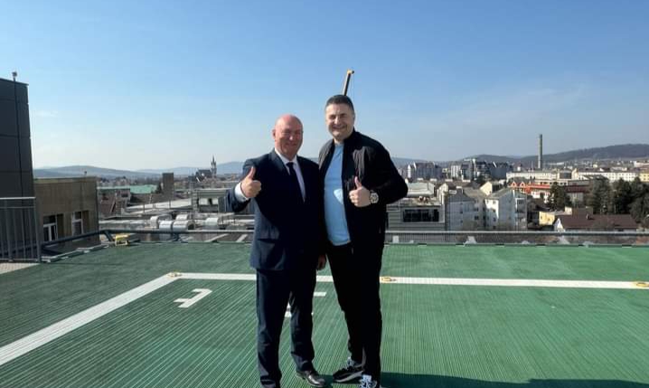  Gabriel Lazany vizitat la spital de antrenorul handbalistelor Gloriei 2018, Florentin Pera