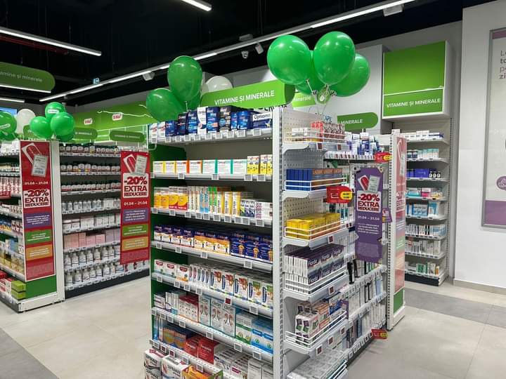  S-a deschis prima hiper-farmacie din Bistrița, în incinta OK Shopping Center. FOTO
