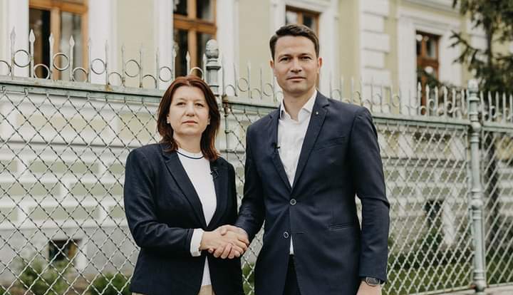  Robert Sighiartău: Profesoara Aurelia Dan se alătură echipei viitorului!