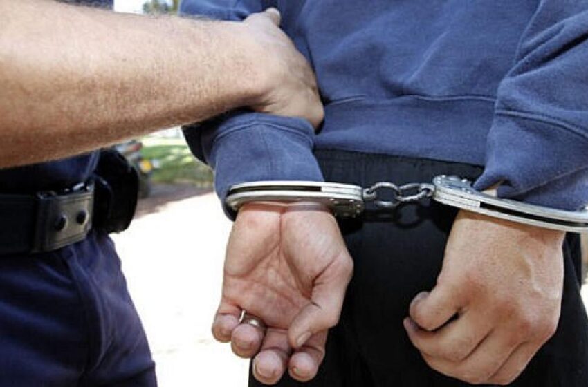  Bărbat din Sângeorz Băi bănuit de distrugere și amenințarea concubinei sale, reținut de polițiști