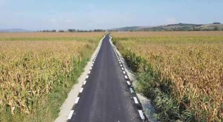  La Căianu Mic se vor moderniza 10 km de Drumuri Agricole