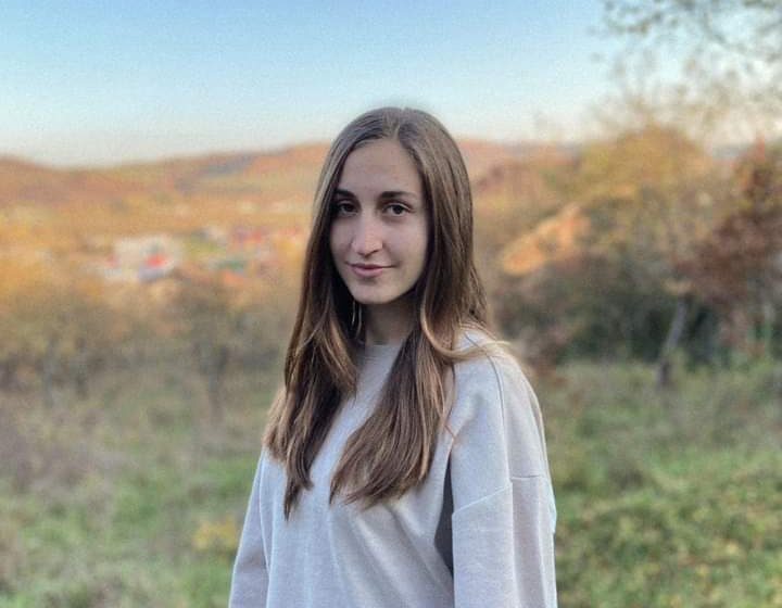  Dorothea Chiciudean de la Colegiul National „Andrei Mureșanu, media 9,98 la Bacalaureat