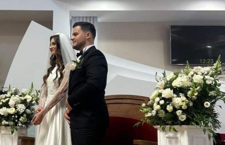  Bucurie mare în familia lui Nicolae Moldovan. Fiica sa Bianca s-a căsătorit sâmbătă cu alesul inimii ei