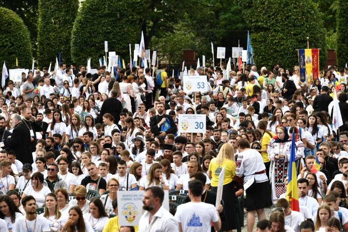  Peste 1000 de tineri vor participa la Întâlnirea Tinerilor Ortodocși de la Bistrița