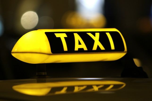  Șofer de TAXI din Bistrița prins drogat la volan. Polițiștii au întocmit dosar penal