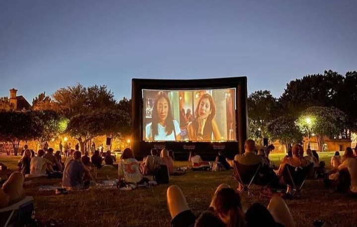  Seară de filme în aer liber, sâmbătă la Turnul Dogarilor