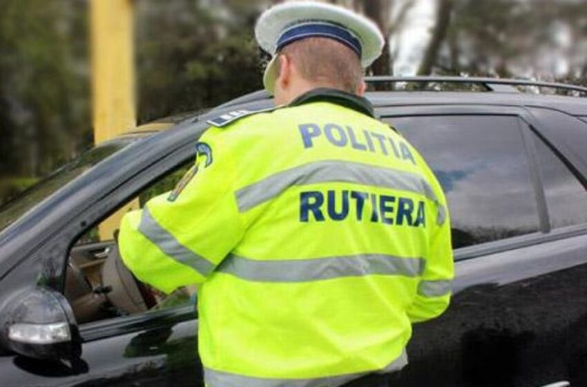  O femeie din Viile Tecii , fără permis la volan, a încercat să scape de polițiști