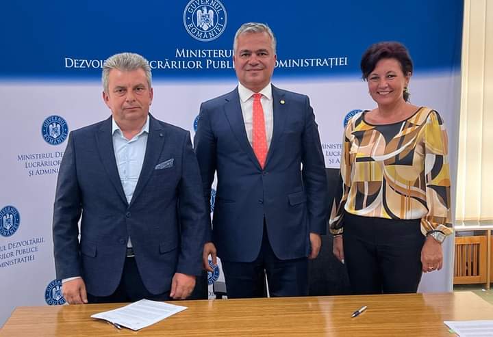  S-a obținut finanțarea pentru „Extinderea rețelei de apă uzată menajeră în Galații Bistriței”. FOTO