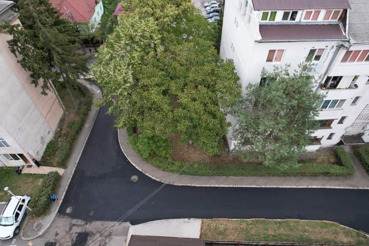 Carosabil nou pe Aleea Trandafirilor între strada Ioan Slavici și Piața Decebal. FOTO
