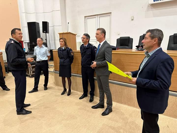  Șefii Serviciilor Voluntare pentru Situații de Urgență  s-au întâlnit la sediul UBB din Bistrița. FOTO