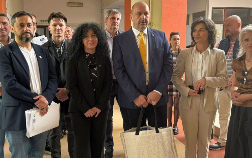  AUR a modificat listele de consilieri municipali și județeni: Stomatologul George Dumitrescu și Honoria Rațiu și-au pierdut mandatele de consilieri