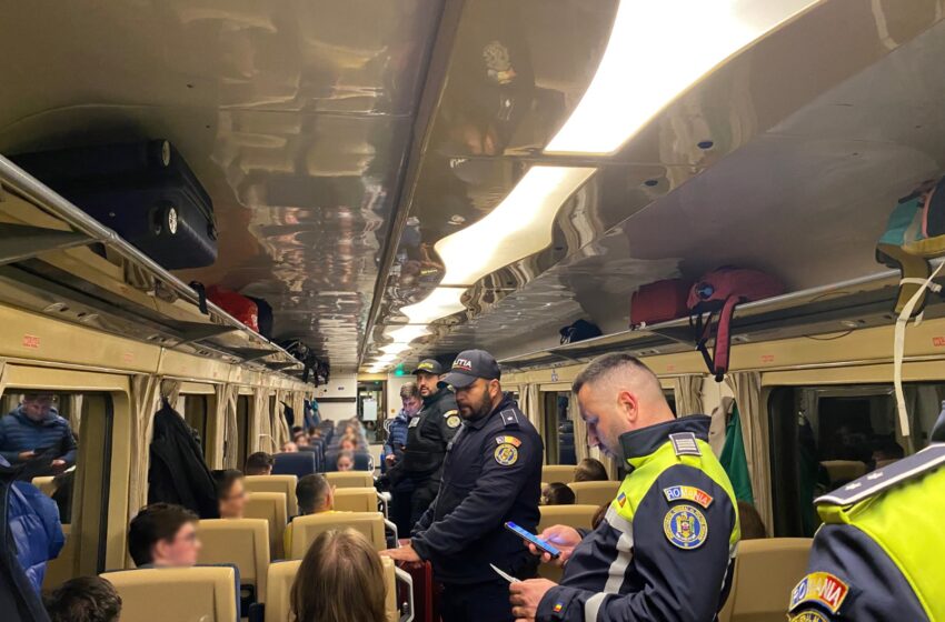  Actiune de tip „RAZIE” a polițiștilor bistrițeni pe trenurile de călători. FOTO/VIDEO