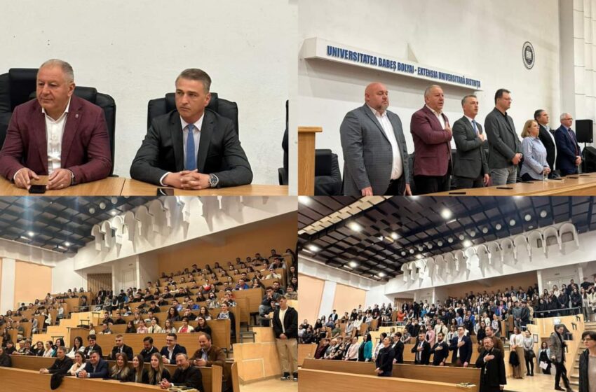  Emil Radu Moldovan: Vă urez mult succes în noul an universitar atât studenților, cât și profesorilor care vă ghidează zi de zi. FOTO