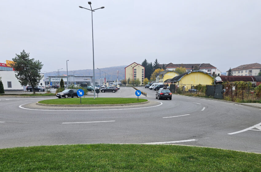  Se reconfigurează benzile de circulație între sensul giratoriu Calea Moldovei sensul giratoriu Selgros