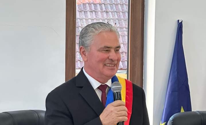  Primarul Florin Sandu Simionca anunță facilități fiscale pentru cetățenii din comuna Budacu de Jos