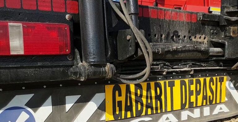  Două transporturi agabaritice prin județul Bistrița-Năsăud