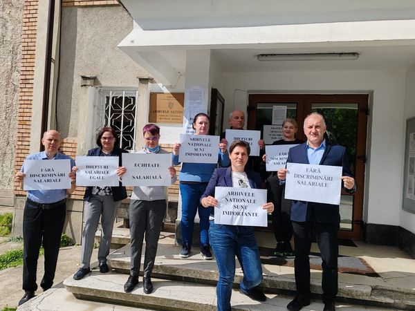  Angajații de la Arhivele Naționale Bistrița-Năsăud au intrat în grevă generală