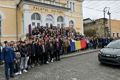  Caravana Forţelor Aeriene Române a aterizat la Bistriţa