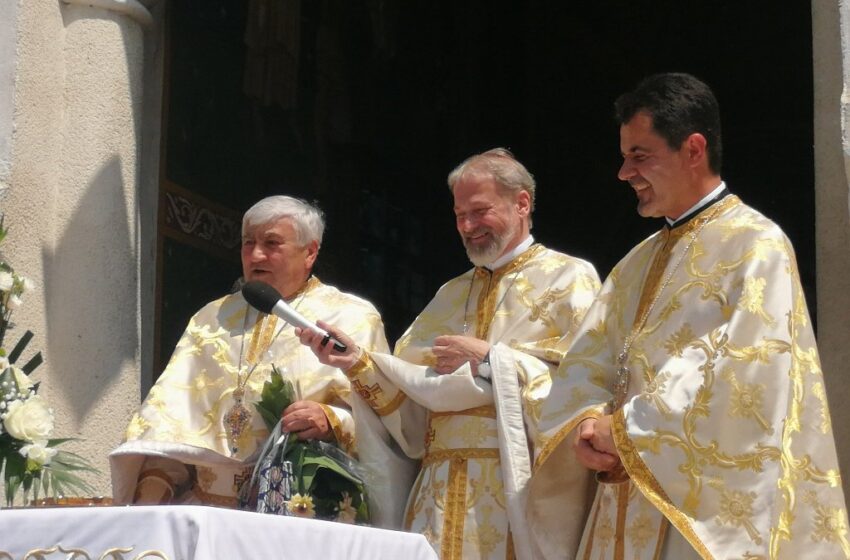  Părintele Liviu Șugar împlinește 50 de ani de slujire în Biserica Ortodoxă Română