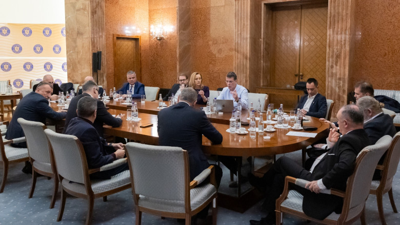  PSD, PNL, USR, UDMR şi minoritățile anunță că fac majoritate împreună și vor un candidat comun la președinție