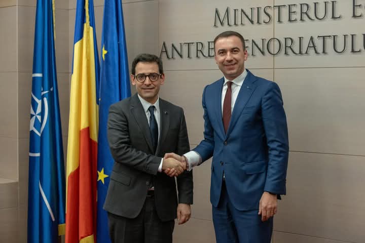  Ministrul Bogdan Ivan s-a întâlnit cu Vicepreședintele Comisiei Europene. FOTO