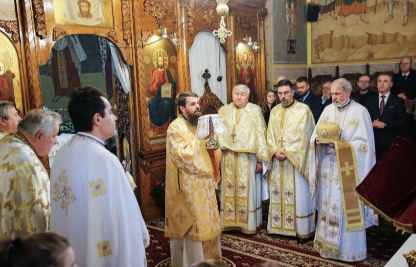  Hramul Bisericii „Sfinții Trei Ierarhi” din Bistrița, cunoscută și sub denumirea de Catedrala Ortodoxă de pe Odobescu