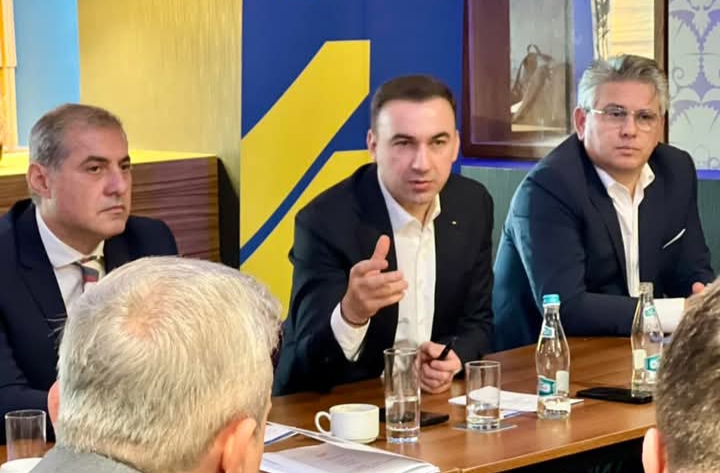  Bogdan Ivan: Dialog, soluții și noi destinații pentru turismul românesc. FOTO