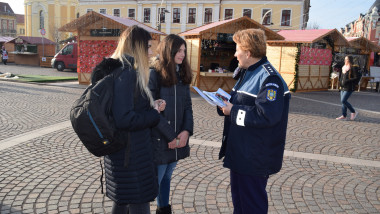 Polițiștii bistrițeni au depistat în localuri  elevii care absentau de la cursuri